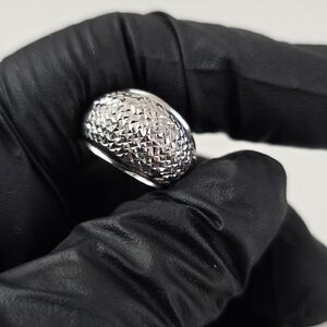 14K Gold Diamond Cut Design Ring